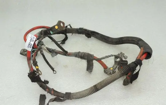 Opel Zafira B Positive cable (battery) 55354308