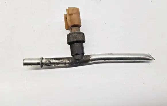 Fuel pressure sensor