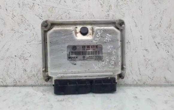 Skoda Fabia Mk1 (6Y) Engine control unit/module 038906019NE