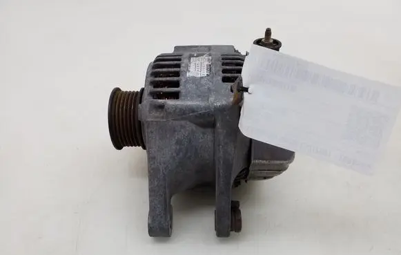 Toyota Corolla Verso E121 Generator/alternator 2706022100