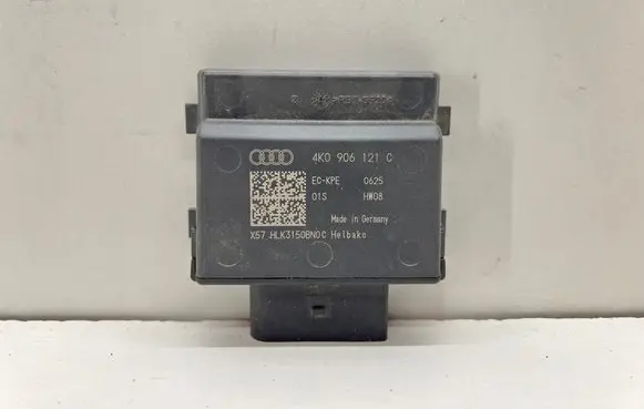 Audi A5 Fuel injection pump control unit/module 4K0906121C