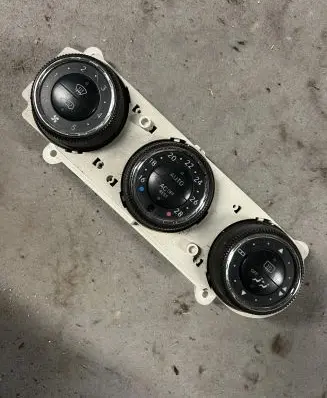 Mercedes-Benz ML W163 Climate control unit A1638202589KZ A1638202589 5HB96464300