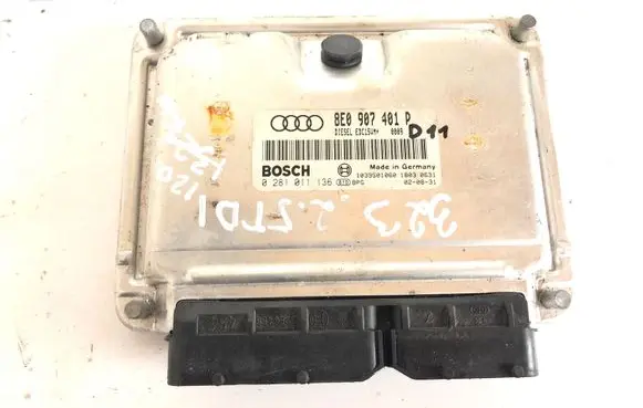 Audi A6 S6 C5 4B Engine control unit/module 0281011136 8E0907401P