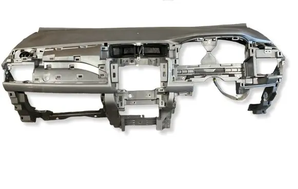 Nissan Leaf II (ZE1) Dashboard 