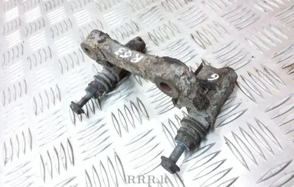 Volkswagen Golf IV Brake caliper pad carrier rear 