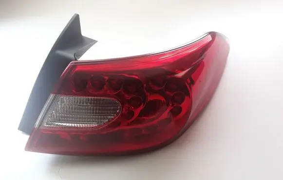 Rear/tail lights