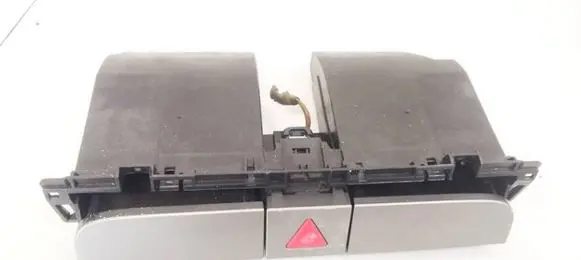 Volkswagen PASSAT B6 Glove box 3C0858407