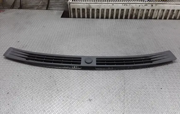 Chrysler Sebring (ST-22 - JR) Dashboard air vent grill cover trim 