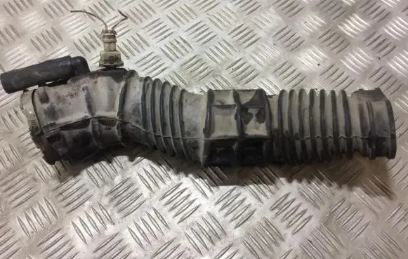 Renault Laguna I Air intake hose/pipe 7700862392s