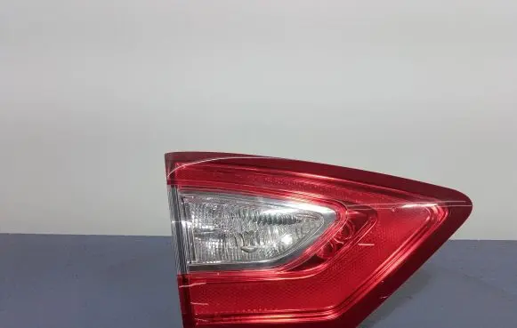 Ford Mondeo MK V Rear/tail lights DS73-13A603JF