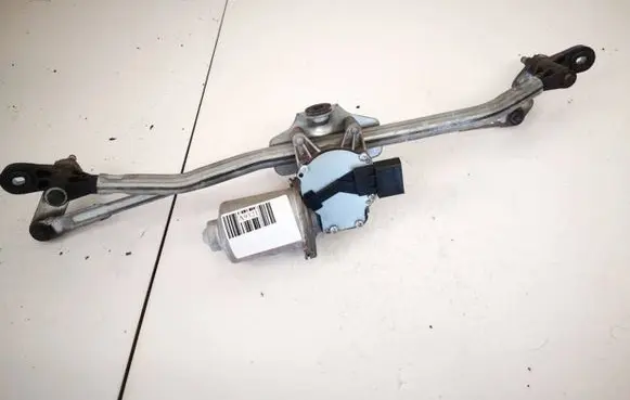Skoda Fabia Mk2 (5J) Front wiper linkage and motor