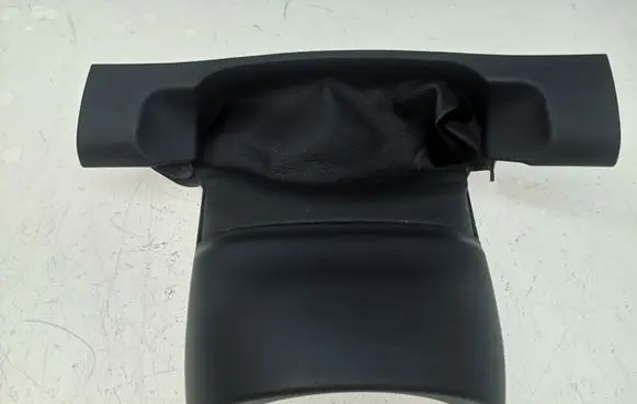 Steering wheel column trim
