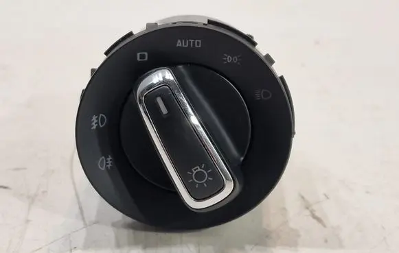 Skoda Superb B6 (3T) Light switch 3T0941431B