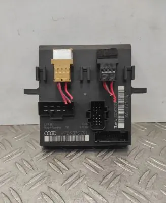 Audi A4 S4 B7 8E 8H Comfort/convenience module 8E0907279L