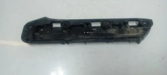 Volkswagen Touran I Front bumper mounting bracket 1T0807936