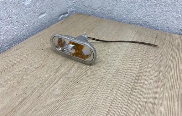 Seat Ibiza IV (6J,6P) Front fender indicator light 6L0949117A