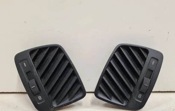 Audi A6 S6 C5 4B Dashboard side air vent grill/cover trim 4B0819794 4B0819793