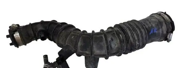 Intercooler hose/pipe