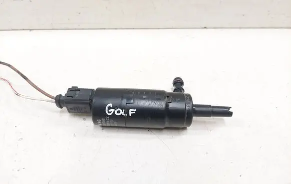 Volkswagen Golf VI Headlight washer pump 3B7955681 001016