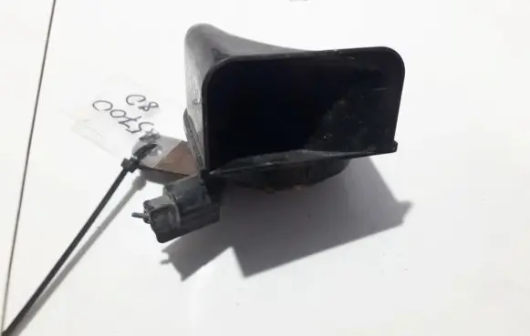 Honda Accord Horn signal E358943 UCH-253
