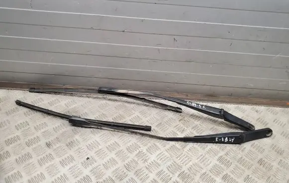 Audi A5 Front wiper blade arm 8W1955408 8W1955407