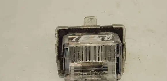 Mercedes-Benz E W212 Number plate light A2218200456