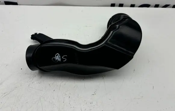 Volvo S60 Intercooler hose/pipe 31319698