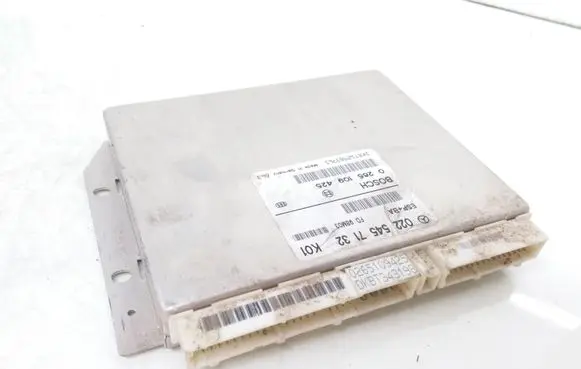 Mercedes-Benz A W168 Engine control unit/module 0225457132 0265109425