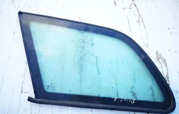 Peugeot 406 Rear side window 9624921780