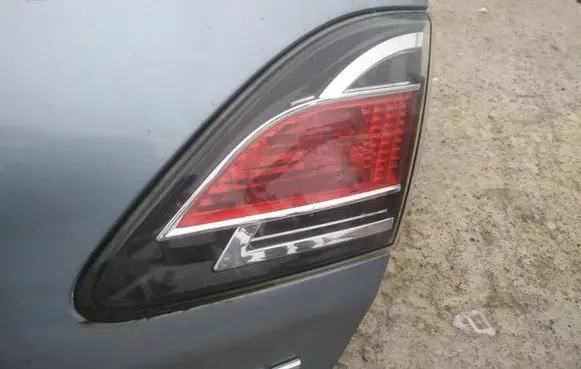 Mazda 6 Tailgate rear/tail lights