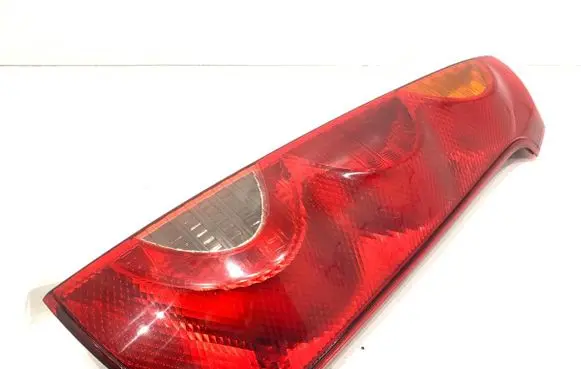 Nissan Note (E11) Rear/tail lights 220-16752