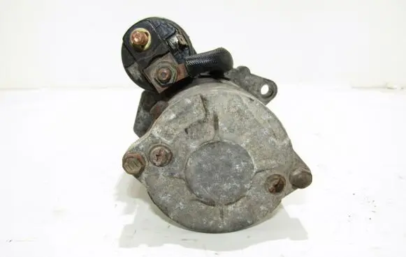 Nissan Almera N16 Starter motor M008T75371