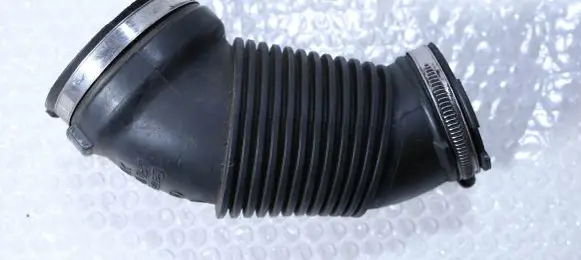 Audi A6 S6 C6 4F Air intake hose/pipe 4F0129615G