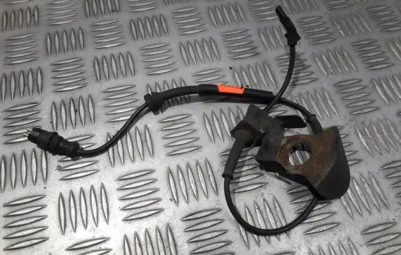 Renault Laguna II ABS brake wheel speed sensor 8200084125 100711-50941