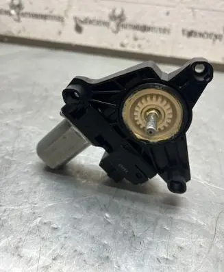 Rear door window regulator motor