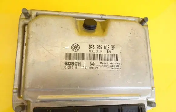 Volkswagen Polo IV 9N3 Engine control unit/module 045906019BF 0281011241