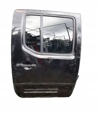 Nissan Navara D40 Front door