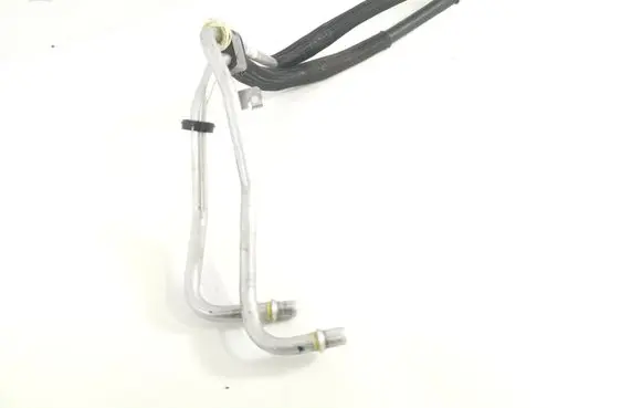 Chrysler Pacifica Gearbox oil cooler pipe/hose 68217330AA