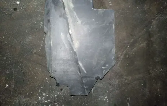 Jeep Grand Cherokee Other engine bay part 04881811AA