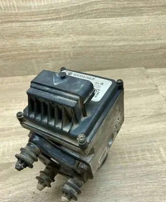 Volkswagen PASSAT B6 ABS Pump 3C0614095P 16332501A