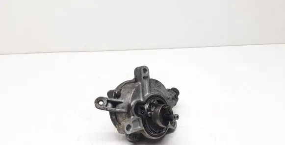 Volvo S60 Vacuum pump 31219463