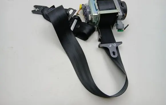 Volvo V60 Front seatbelt 39818843 616155800