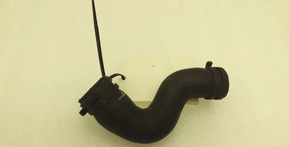 Volkswagen PASSAT B7 Engine coolant pipe/hose 03L121157Q