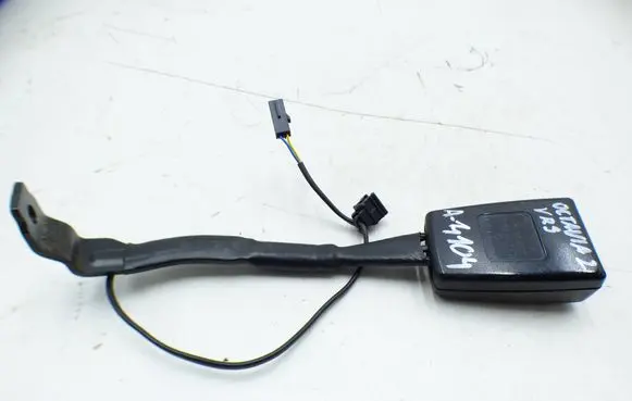 Skoda Octavia Mk2 (1Z) Front seatbelt buckle 1Z2858472C 01092010