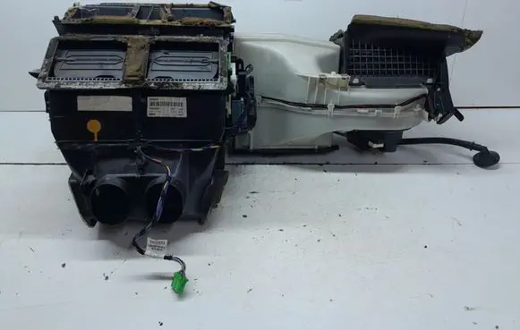 Volvo S60 Interior heater climate box assembly P08663335