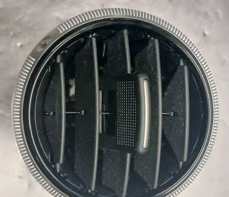 Audi A3 S3 8P Dash center air vent grill 8P0820901F