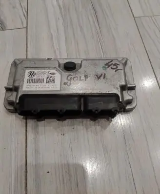Volkswagen Golf VI Engine control unit/module ECU 03C