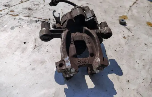 BMW X2 F39 Rear brake caliper 6892605