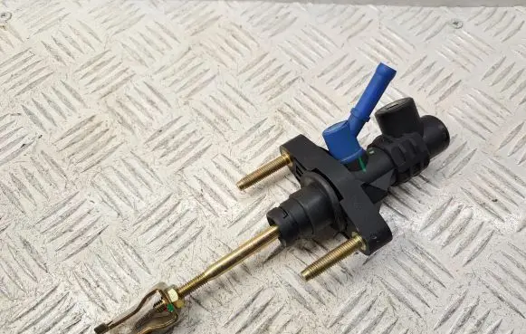 Toyota Avensis T250 Clutch master cylinder 3142005040 0940605