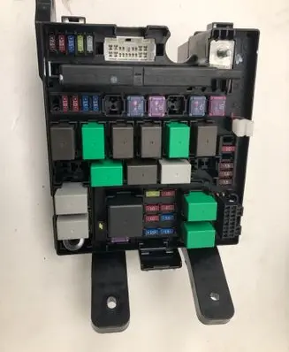 Hyundai ix35 Fuse module 1879001316 201204160097 1204160020